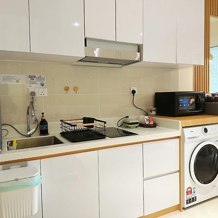 Cityview Studio Apartment At Kota Kinabalu City Centre Экстерьер фото