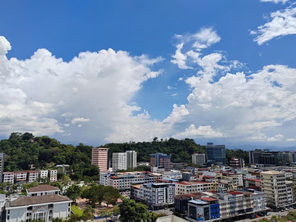Cityview Studio Apartment At Kota Kinabalu City Centre Экстерьер фото
